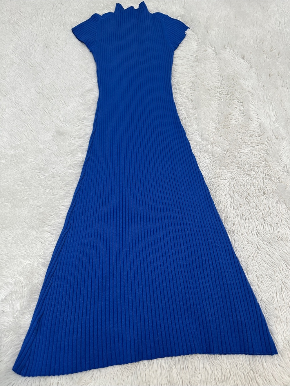 🌷 Bohme Ribbed Knit Midi Dress